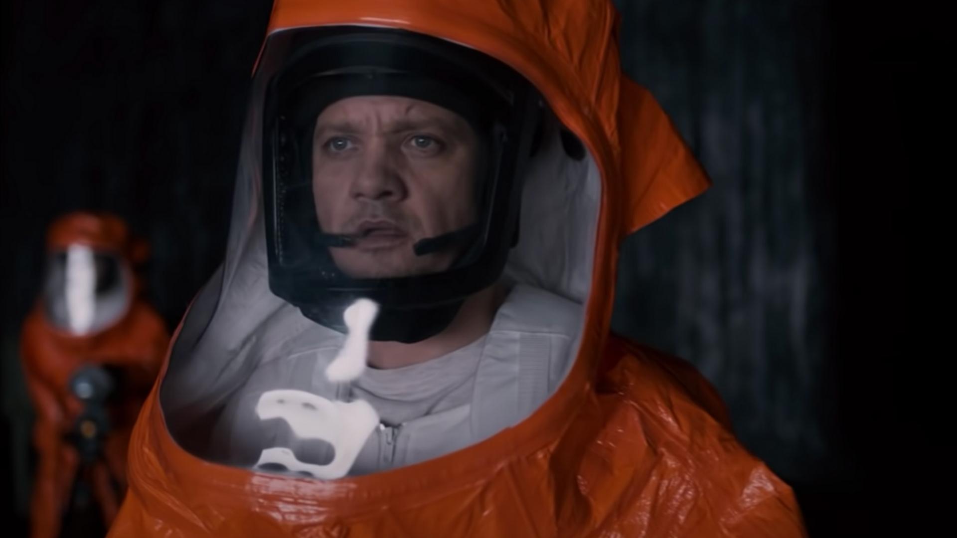 Jeremy Renner in Arrival movie