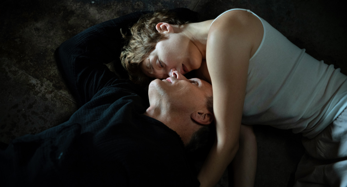 Viggo Mortensen and Léa Seydoux