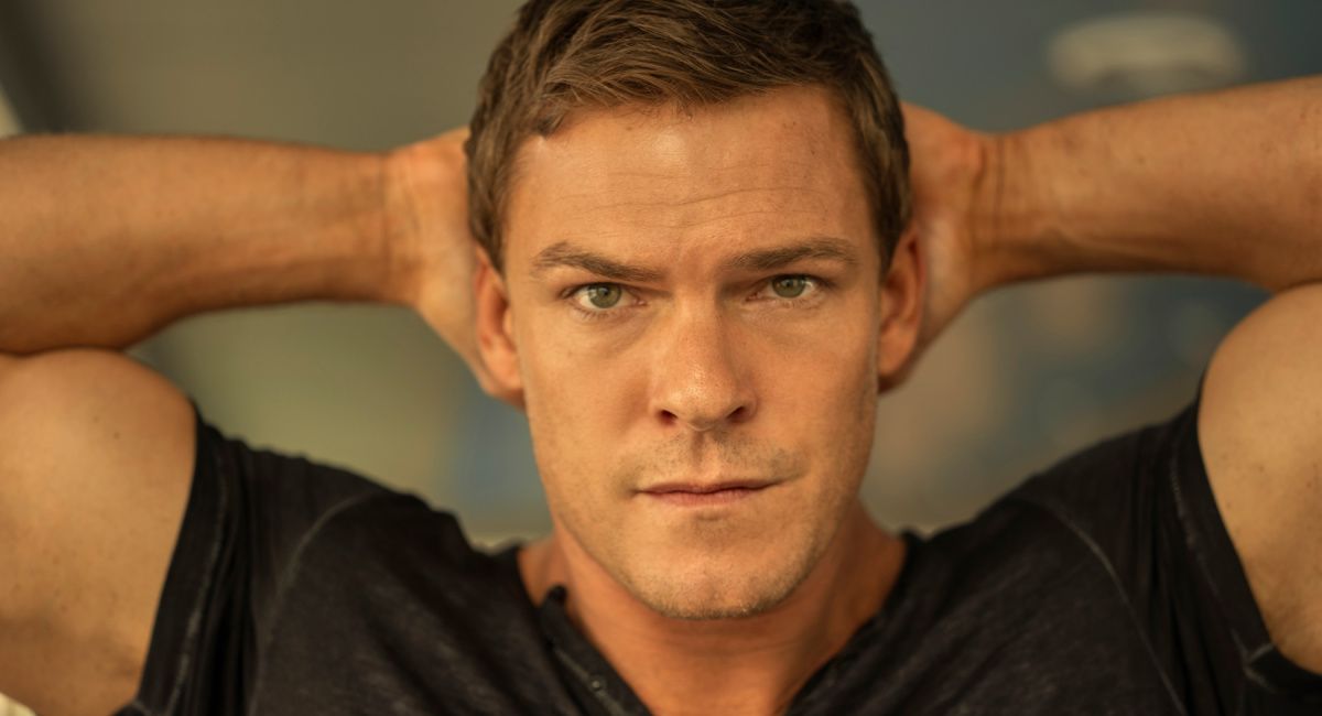 Alan Ritchson in Prime Video's 'Jack Reacher.'