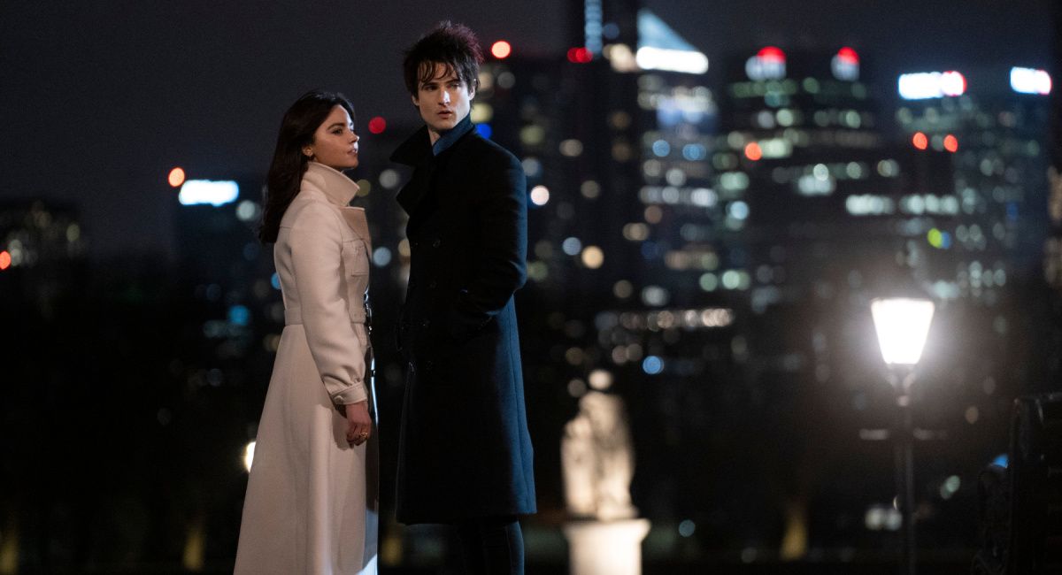 Jenna Coleman as Johanna, Tom Sturridge as Dream in 'The Sandman.'