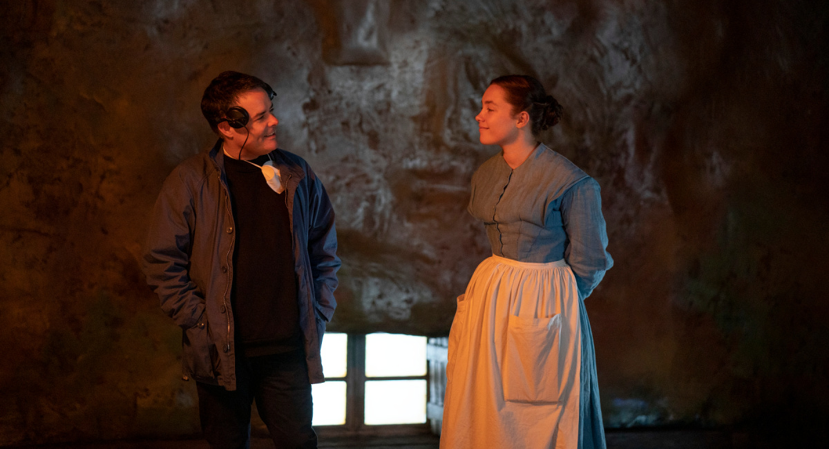 Tom Burke and Florence Pugh in Netflix's 'The Wonder.'