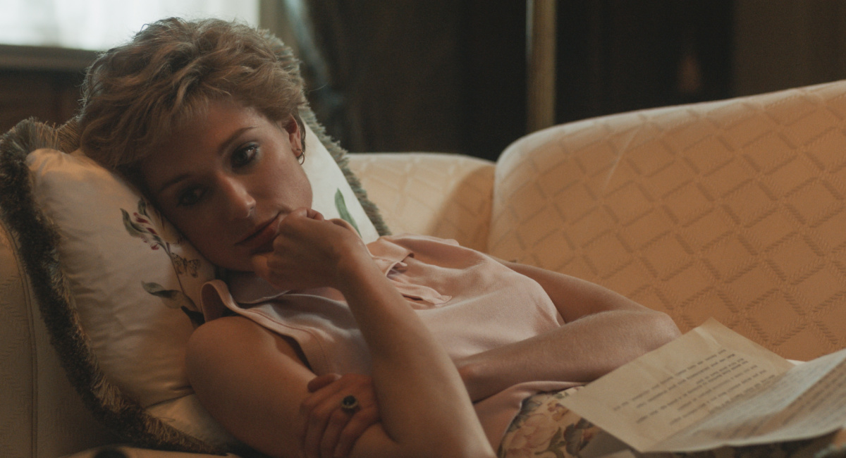 Elizabeth Debicki in 'The Crown' Season 5.