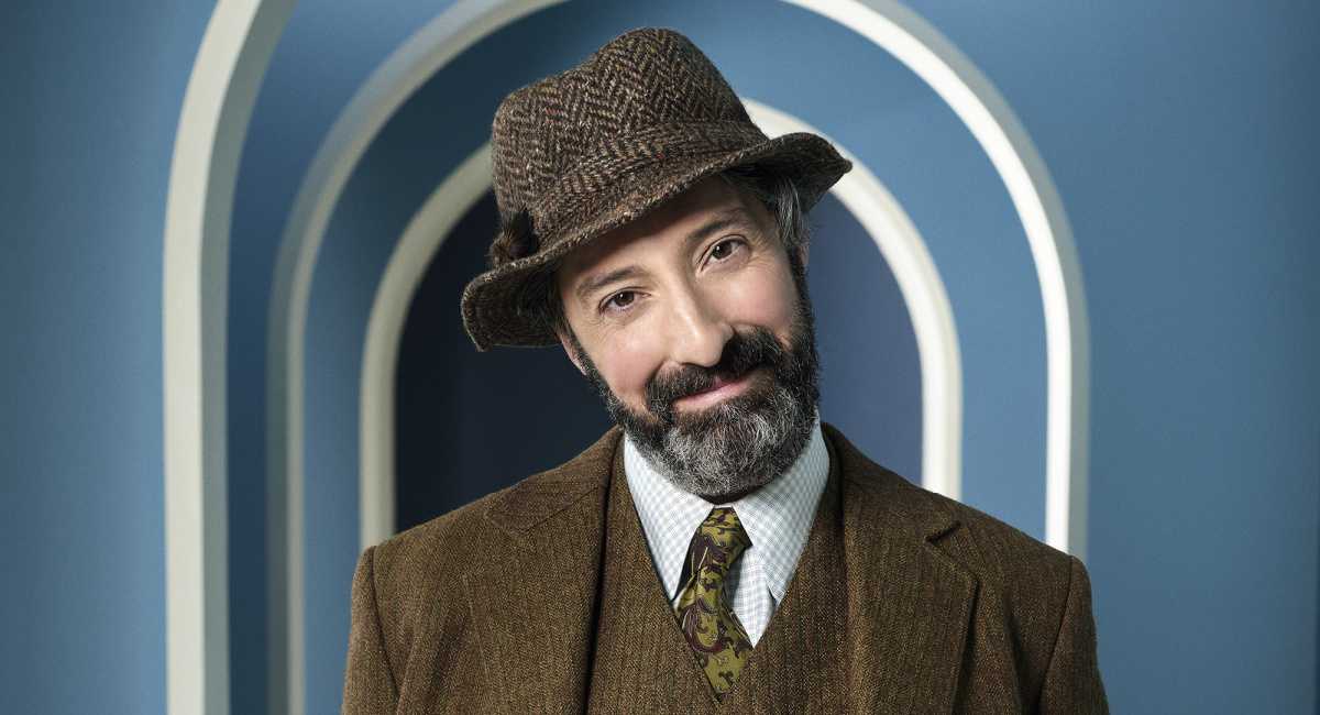 Tony Hale Talks 'The Mysterious Benedict Society' Season 2