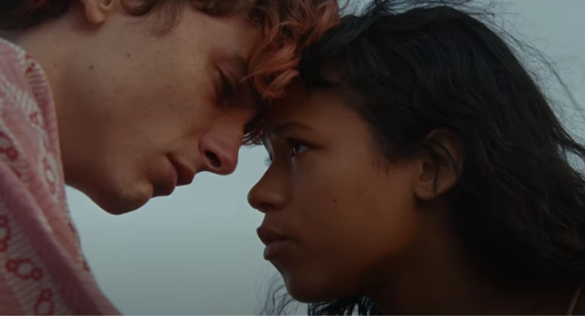 (L to R) Taylor Russell and Timothée Chalamet in director Luca Guadagnino's 'Bones and All.'