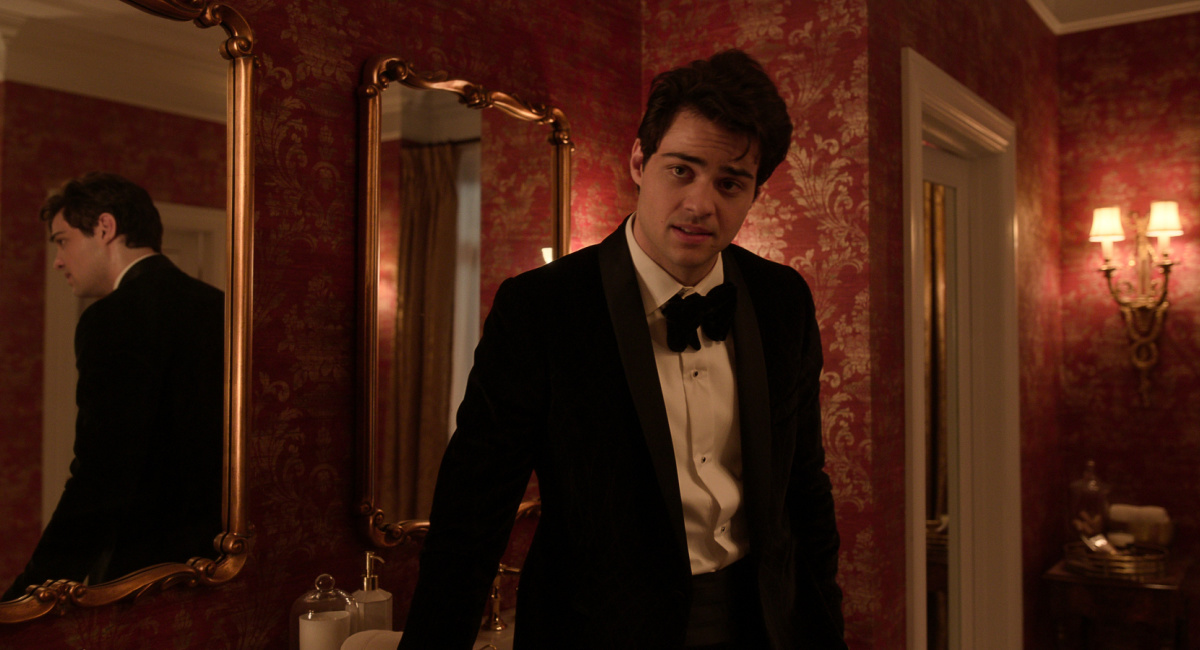 Noah Centineo as Owen Hendricks in 'The Recruit.'