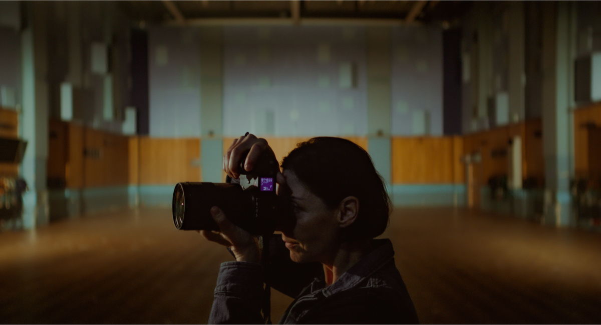 'If These Walls Could Sing' director Mary McCartney taking photos at Abbey Road.