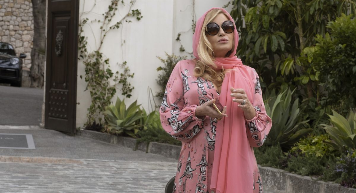 Jennifer Coolidge in HBO's 'The White Lotus.'