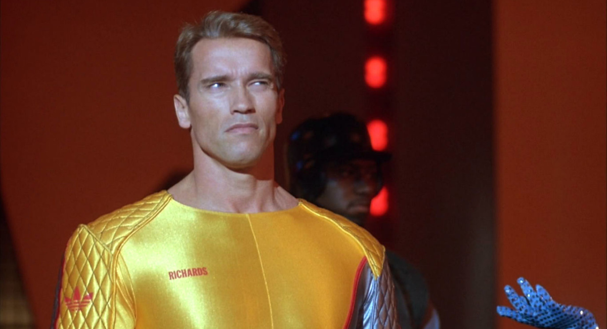 Arnold Schwarzenegger as Captain Benjamin 