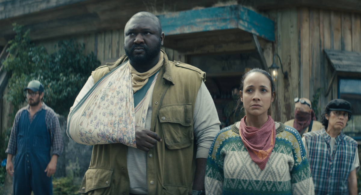 Nonso Anozie as Jepperd, Dania Ramirez as Aimee in 'Sweet Tooth' season 2.
