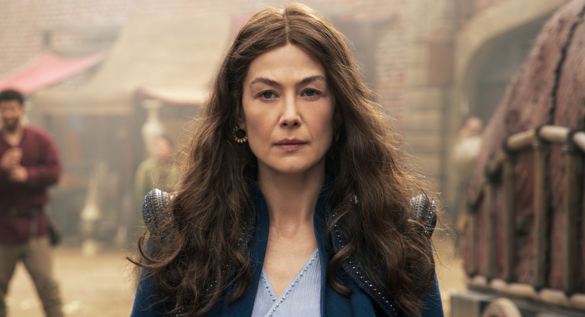 Rosamund Pike as Moiraine Damodred in Prime Video's 'The Wheel of Time.'