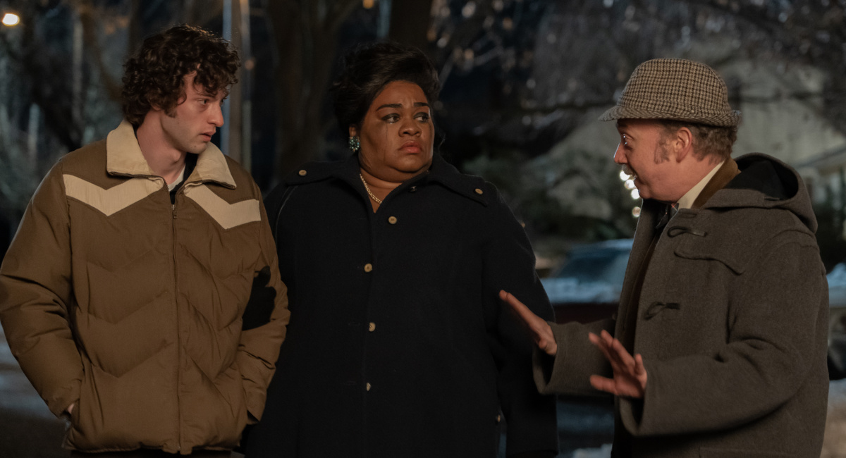 Dominic Sessa stars as Angus Tully, Da’Vine Joy Randolph as Mary Lamb and Paul Giamatti as Paul Hunham in director Alexander Payne’s 'The Holdovers,' a Focus Features release.