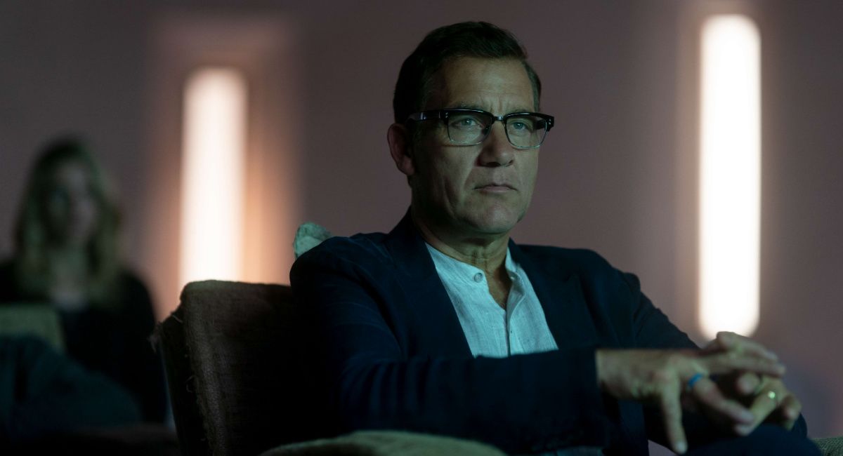 Clive Owen as Andy Ronson in 'A Murder at the End of the World.'