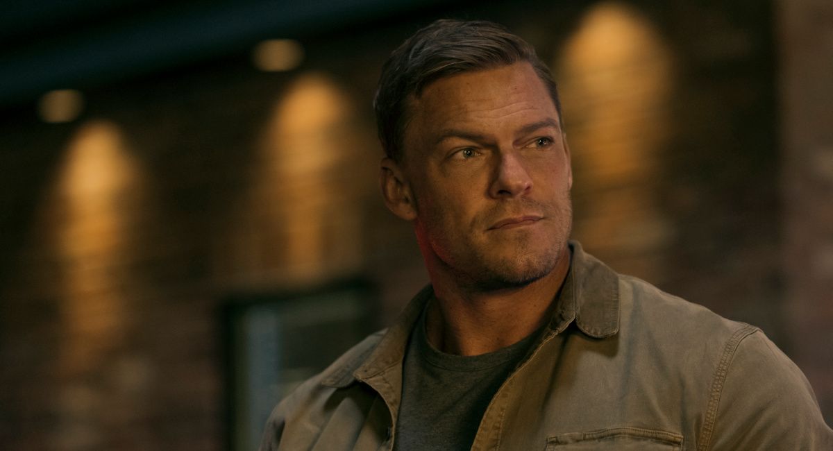 Alan Ritchson as Jack Reacher in Prime Video's 'Reacher' season 2.