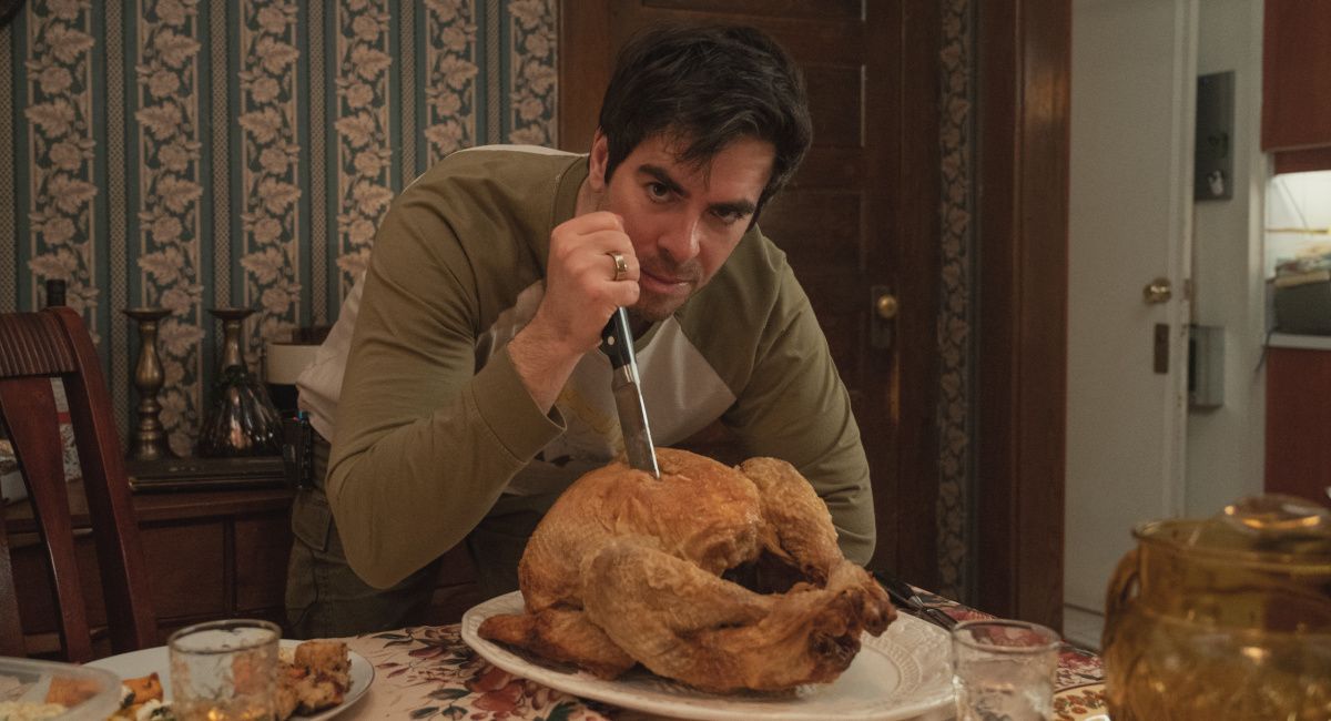 'Ação de Graças' do diretor Eli Roth estreia nos cinemas em 17 de novembro de 2023.