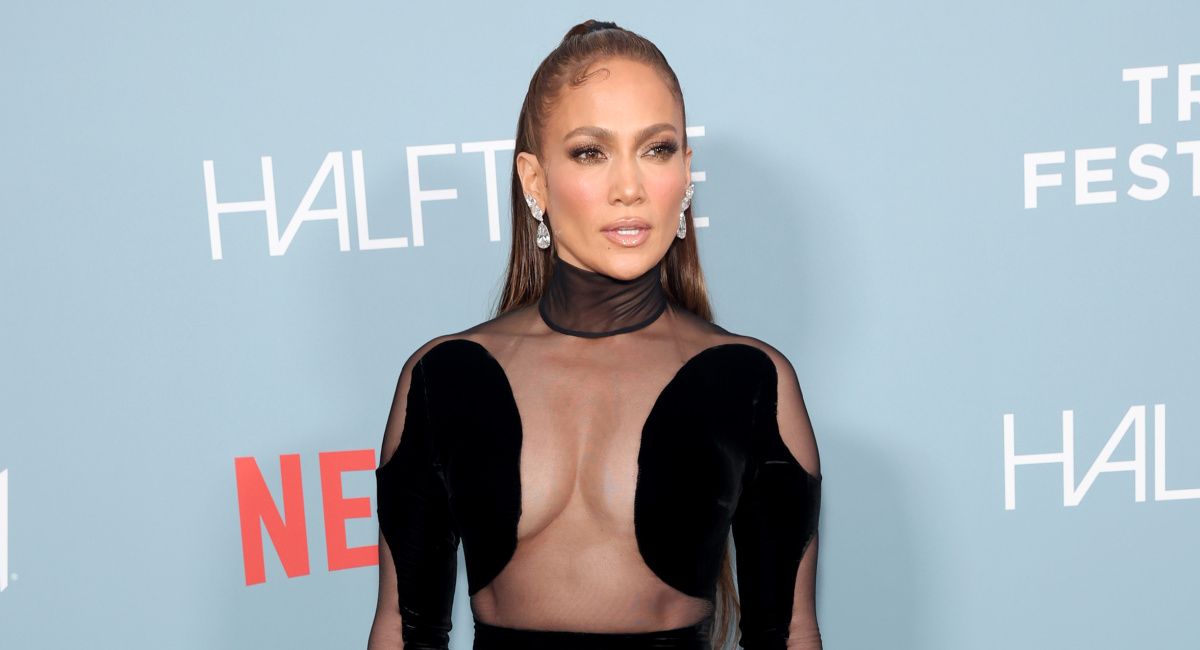 Jennifer Lopez attends the Tribeca Festival Opening Night & World Premiere of Netflix's 'Halftime' on June 08, 2022 in New York City.