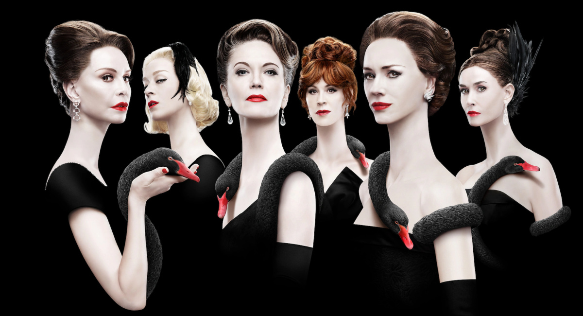 Calista Flockhart, Chloë Sevigny, Diane Lane, Molly Ringwald, Naomi Watts and Demi Moore in 'Feud: Capote vs. The Swans.'