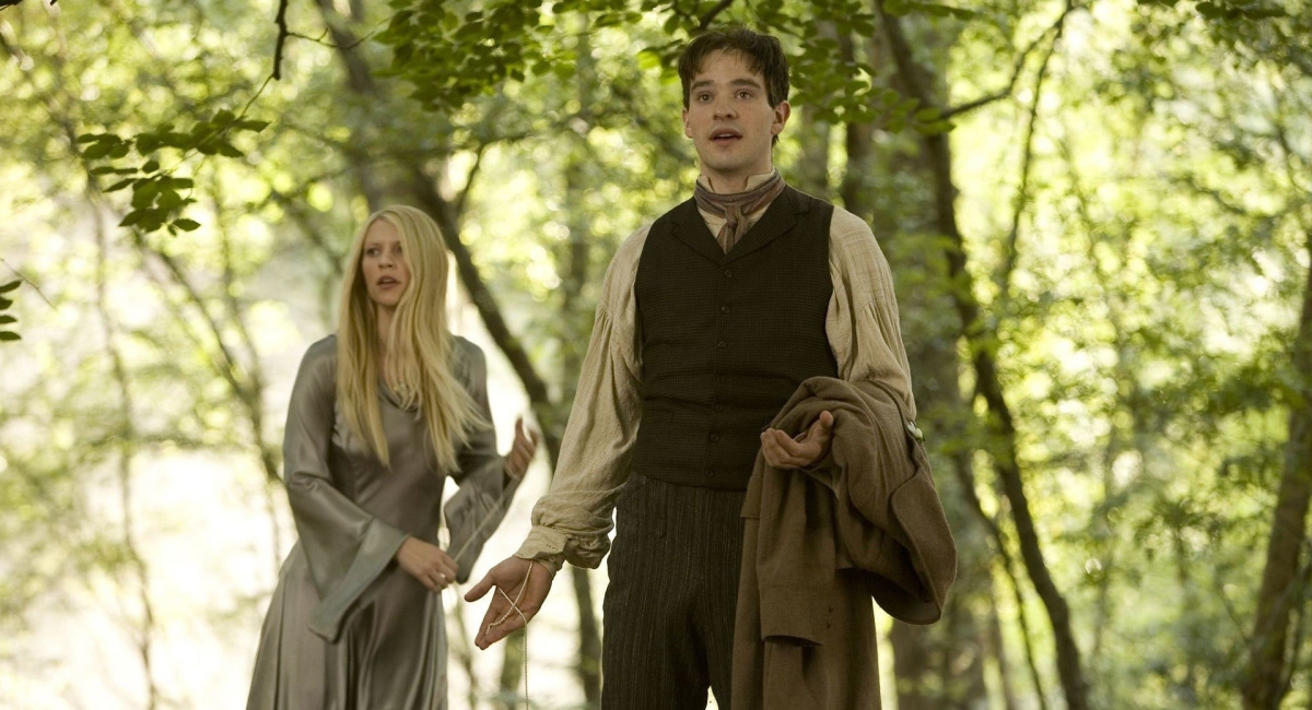 Claire Danes and Charlie Cox in 'Stardust.'