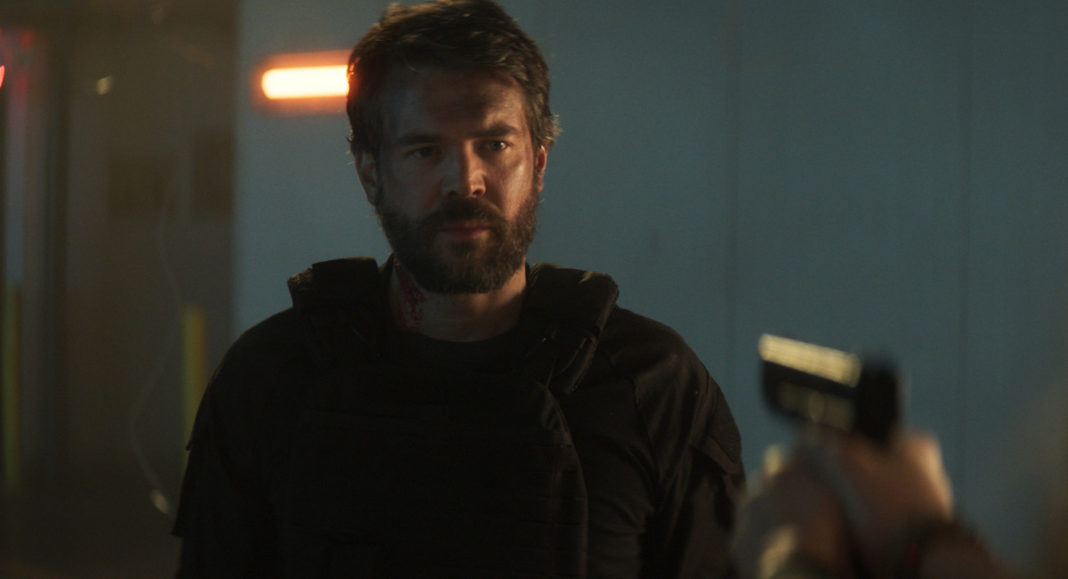 Charlie Weber as Peter in 'The Painter.'