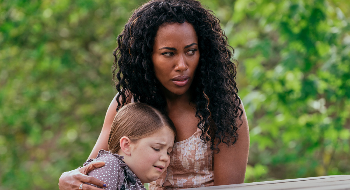 DeWanda Wise as Jessica and Pyper Braun as Alice in 'Imaginary.'