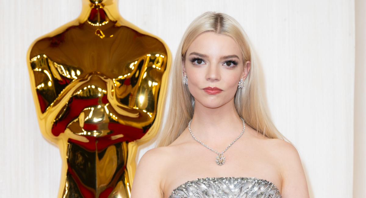 Anya Taylor-Joy arrives on the red carpet of the 96th Oscars® at the Dolby® Theatre at Ovation Hollywood on Sunday, March 10, 2024. Credit/Provider: Mike Baker / ©A.M.P.A.S. Copyright: ©A.M.P.A.S.