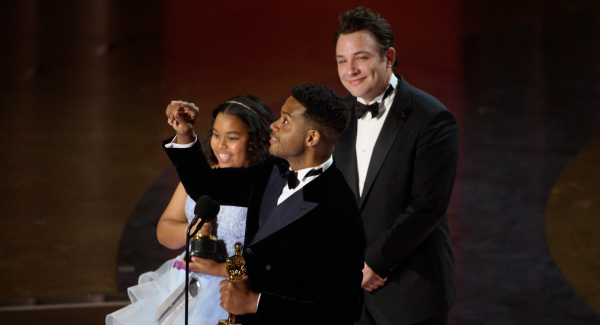 (L to R) Ben Proudfoot and Kris Bowers accept the Oscar® for Documentary Short Film during the live ABC telecast of the 96th Oscars® at the Dolby® Theatre at Ovation Hollywood on Sunday, March 10, 2024. Credit/Provider: Phil McCarten ©A.M.P.A.S. Copyright: ©A.M.P.A.S.