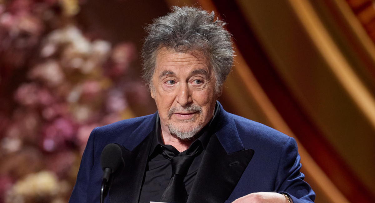 Al Pacino presents the Oscar® for Best Picture to Charles Roven, Emma Thomas, and Christopher Nolan during the live ABC telecast of the 96th Oscars® at the Dolby® Theatre at Ovation Hollywood on Sunday, March 10, 2024. Credit/Provider: Trae Patton ©A.M.P.A.S. Copyright: ©A.M.P.A.S.