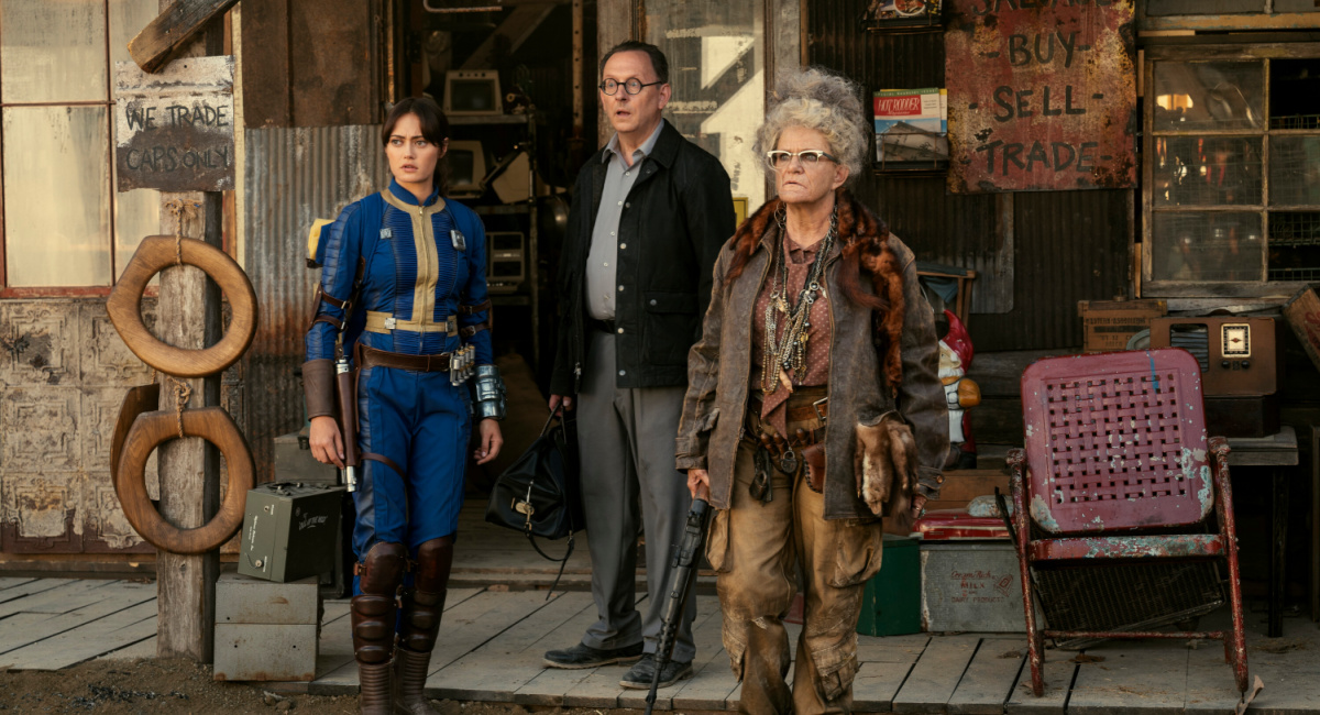 Ella Purnell, Michael Emerson, Dale Dickey in 'Fallout'.