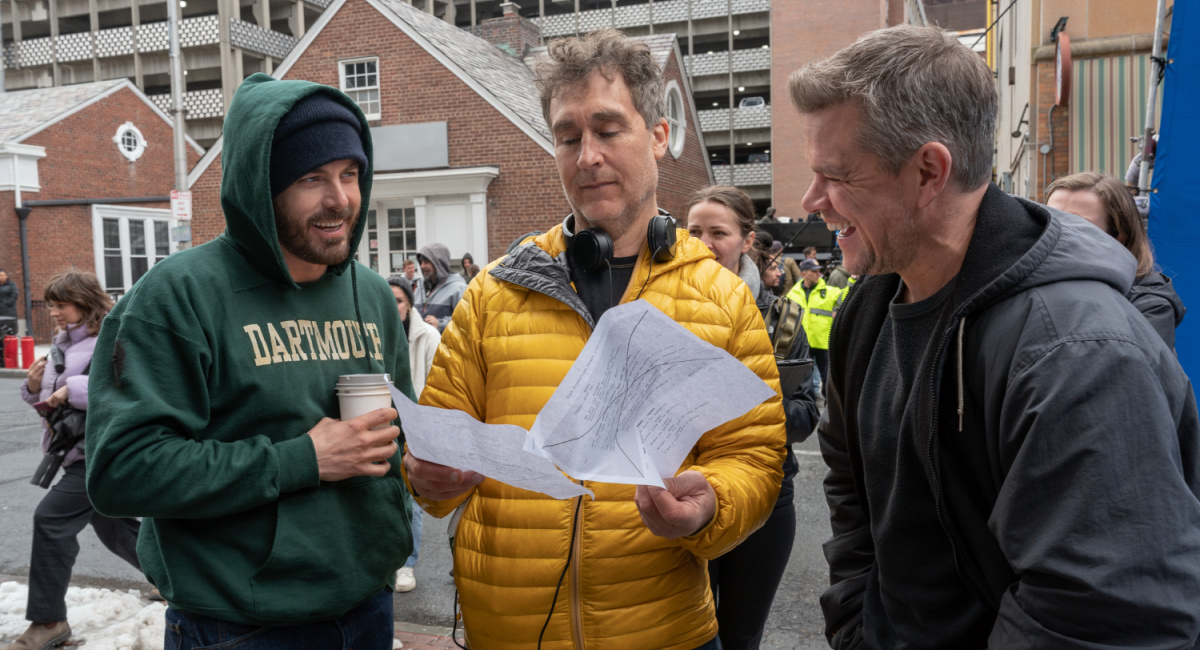 Casey Affleck, director Doug Liman and Matt Damon on the set of 'The Instigators'.