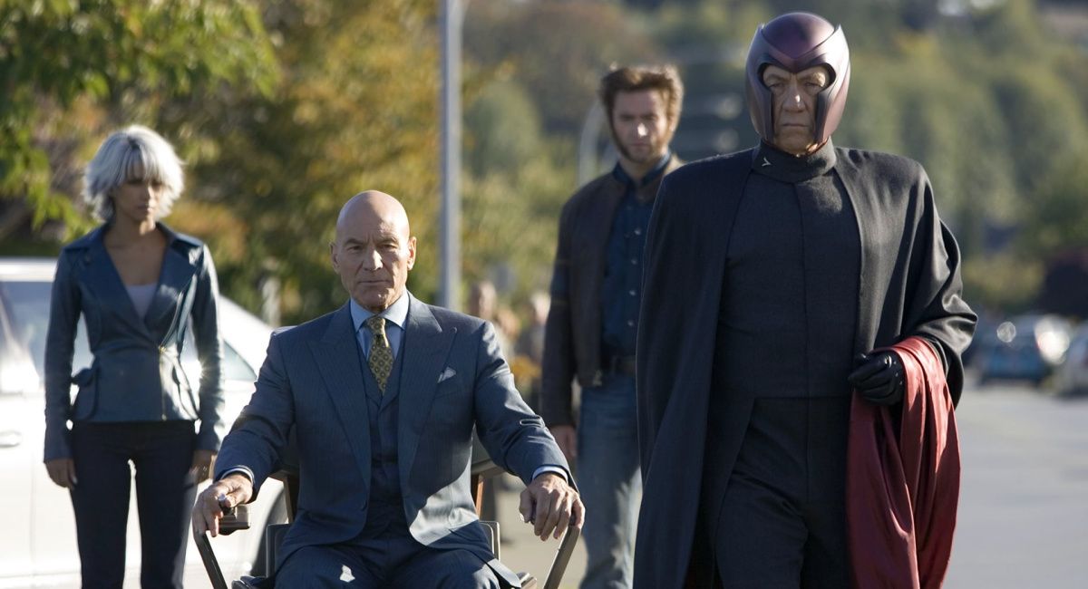 Halle Berry, Patrick Stewart, Hugh Jackman and Ian McKellen in 'X-Men: The Last Stand'.
