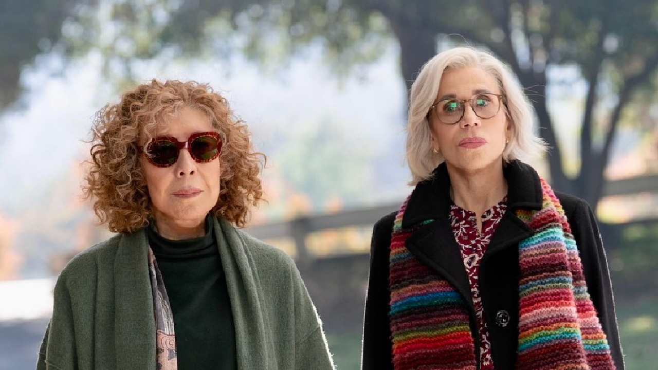 Lily Tomlin and Jane Fonda star in director Paul Weitz's 'Moving On.'