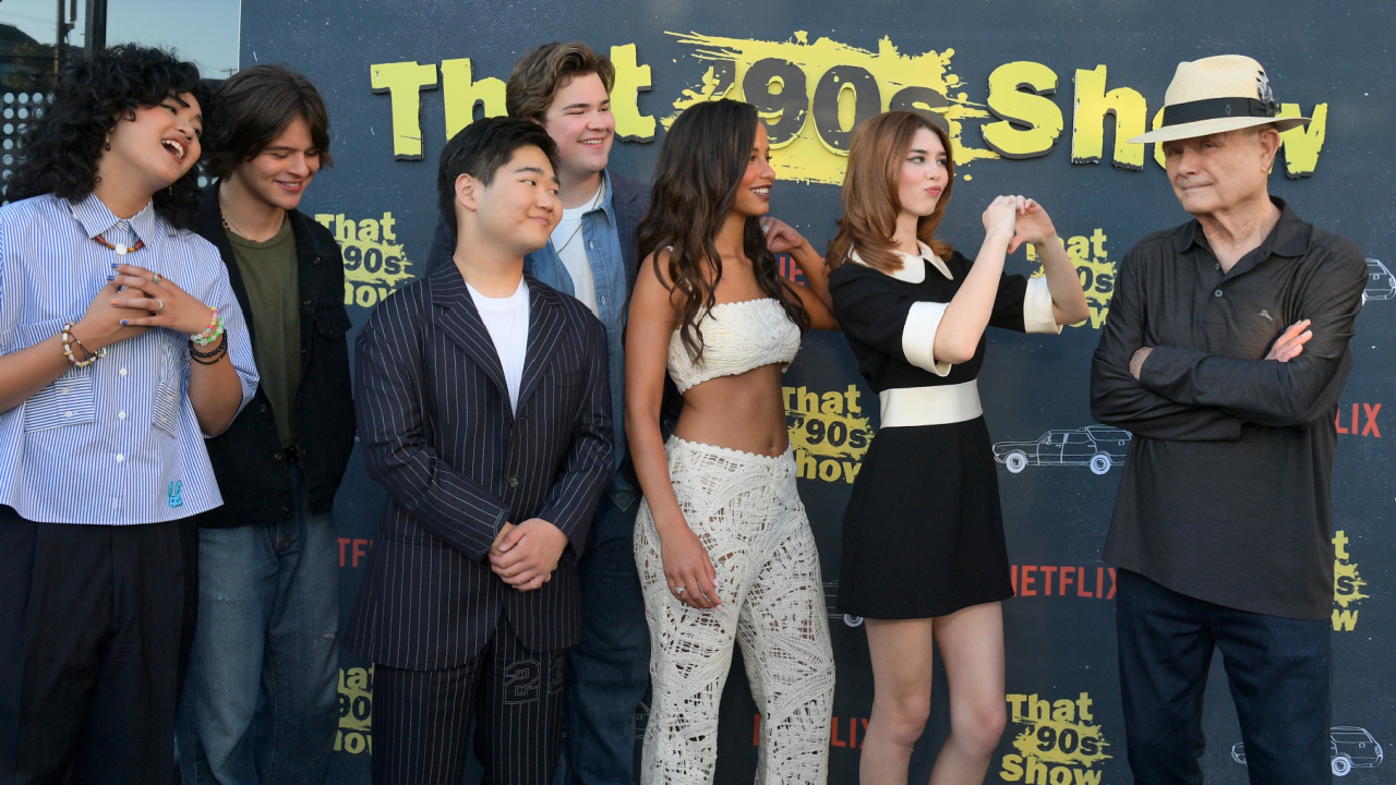 The cast of 'That '90s Show' at the season 2 premiere party.