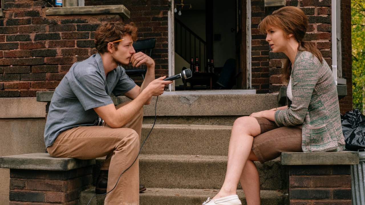 Mike Faist as Danny and Jodie Comer as Kathy in director Jeff Nichols' 'The Bikeriders'.