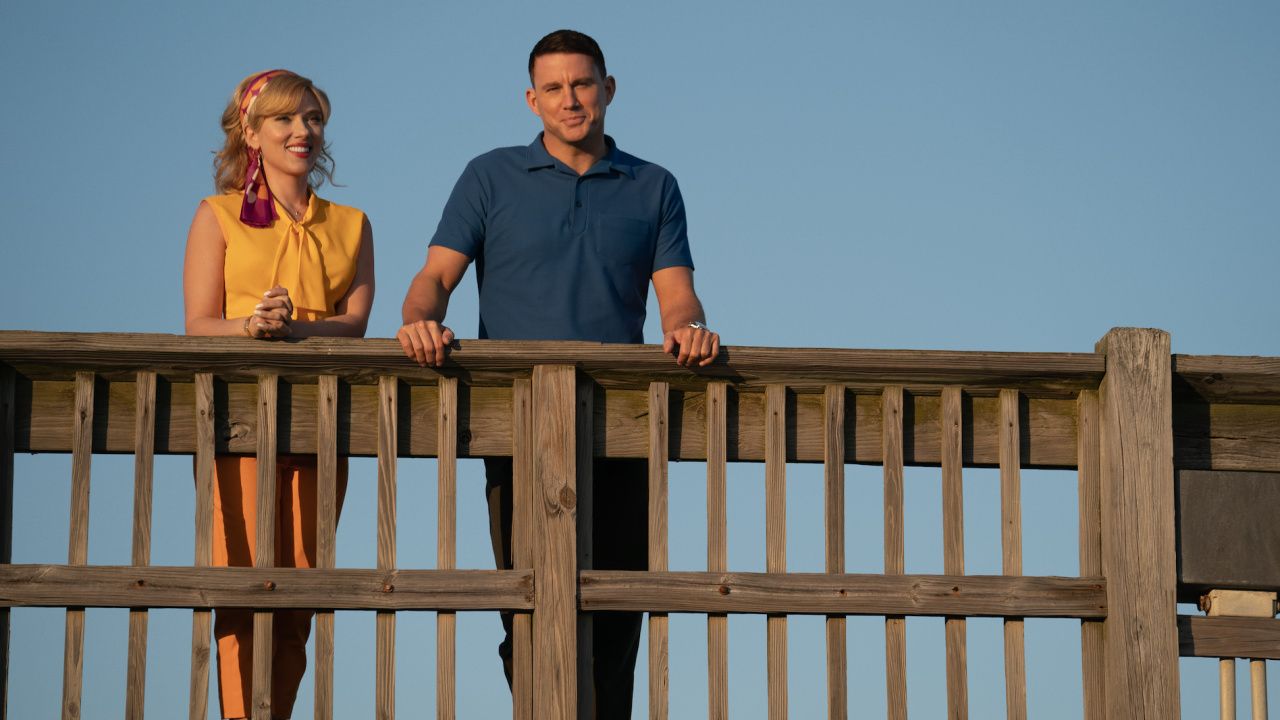 Scarlett Johansson and Channing Tatum in 'Fly Me to the Moon'.