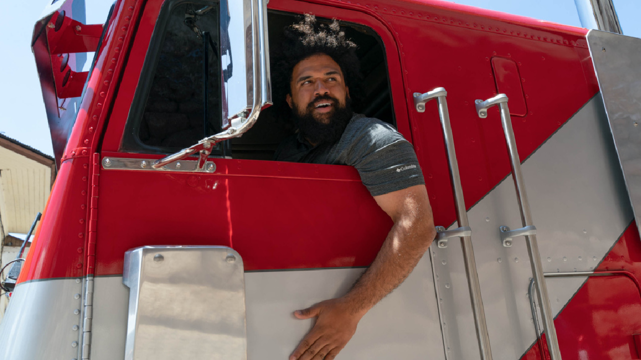 Director Steven Caple Jr. on the set of 'Transformers: Rise of the Beasts.' Paramount Pictures and Skydance Present in association with Hasbro and New Republic Pictures, a di Bonaventura Pictures Production, a Tom Desanto /Don Murphy Production, a Bay Films Production.