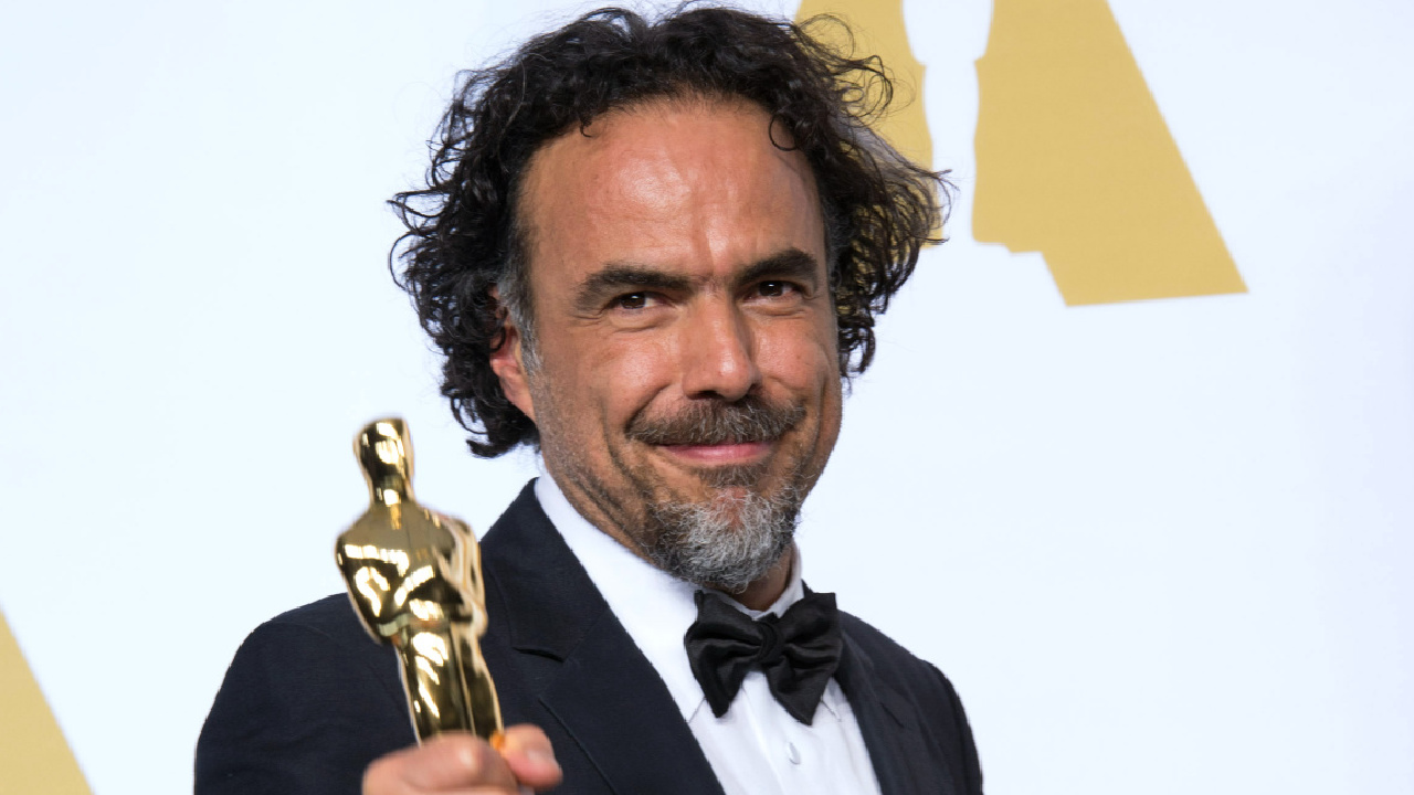 Alejandro G. Iñárritu poses backstage with the Oscar® for Original screenplay, for work on “Birdman or (The Unexpected Virtue of Ignorance)” during the live ABC Telecast of The 87th Oscars® at the Dolby® Theatre in Hollywood, CA on Sunday, February 22, 2015. Credit/Provider: Aaron Poole / ©A.M.P.A.S. Copyright: ©A.M.P.A.S.