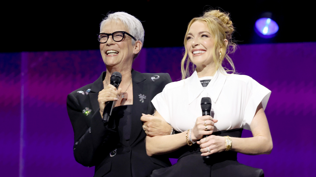 (L to R) Jamie Lee Curtis and Lindsay Lohan presenting 'Freakier Friday' at D23 2024. Photo: Disney.