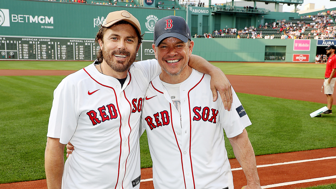 Casey Affleck and Matt Damon promoting 'The Instigators'.