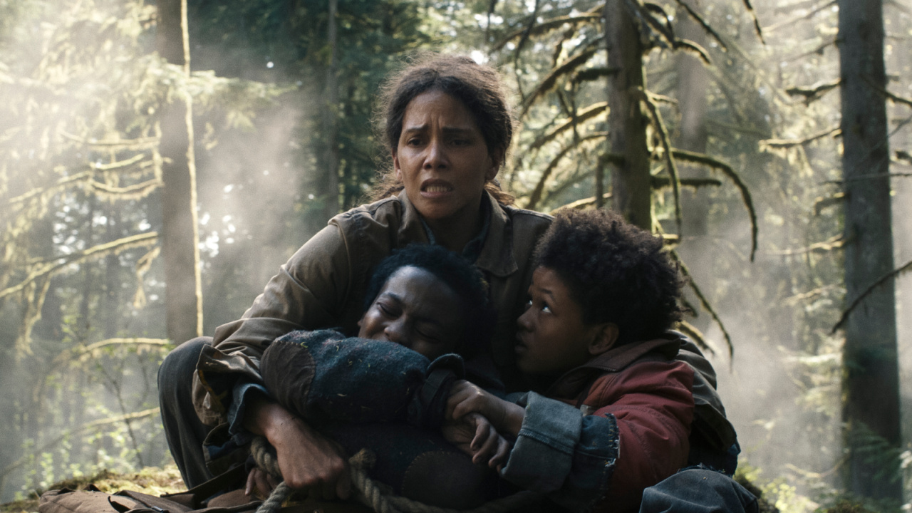 (L to R) Anthony B. Jenkins as Samuel, Halle Berry as Momma and Percy Daggs IV as Nolan in 'Never Let Go'. Photo Credit: Courtesy of Lionsgate.