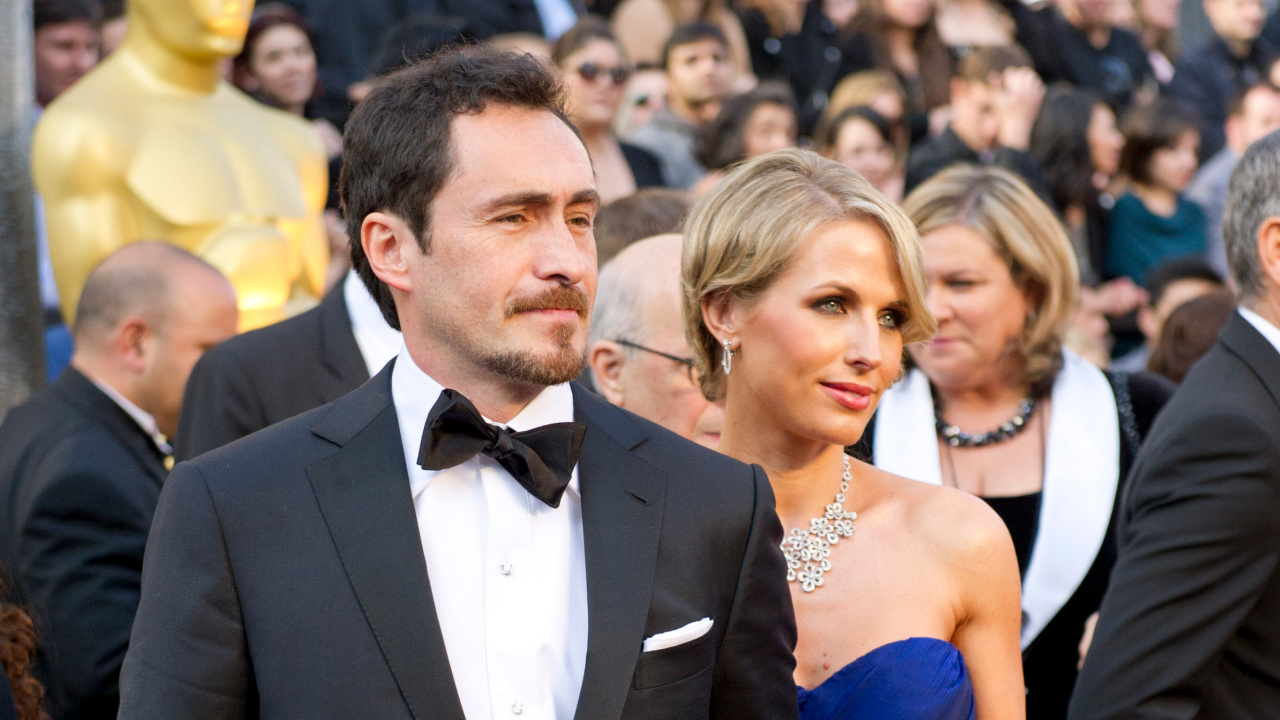 (L to R) Demián Bichir, Oscar®-nominee for Performance by an Actor in a Leading Role, and Stefanie Sherk arrive for the 84th Annual Academy Awards® from Hollywood, CA February 26, 2012. Credit/Provider: Heather Ikei / ©A.M.P.A.S.Copyright: ©A.M.P.A.S.