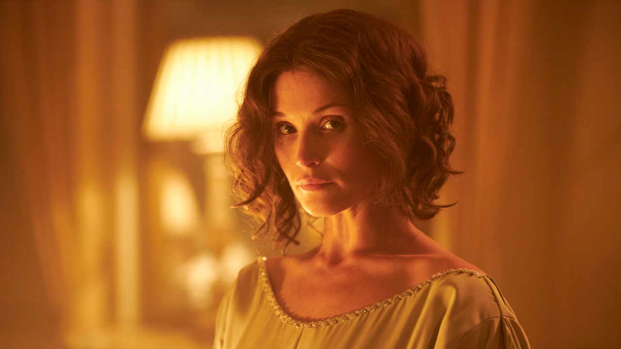 Gemma Arterton in 'The Critic'. Photo: Lionsgate.