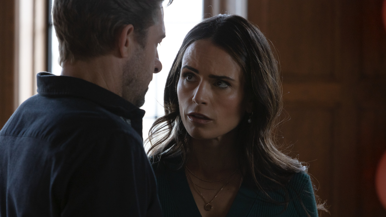 (L to R) Scott Speedman and Jordana Brewster in 'Cellar Door'. Photo: Lionsgate.