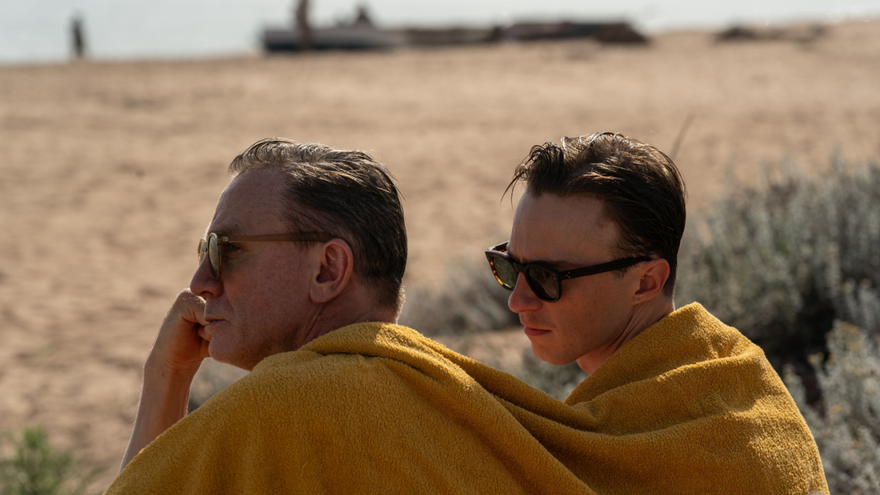 (L to R) Daniel Craig and Drew Starkey in 'Queer'. Photo: A24.