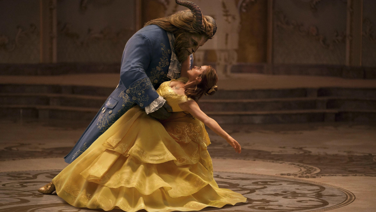 (L to R) Dan Stevens and Emma Watson in 'Beauty and the Beast'. Photo: Walt Disney Pictures.