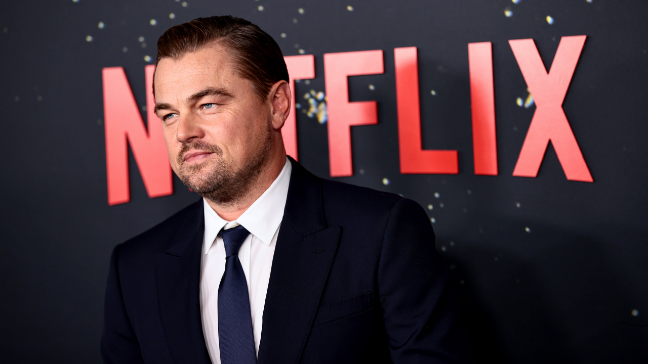 Leonardo DiCaprio attends the 'Don't Look Up' World Premiere at Jazz at Lincoln Center on December 05, 2021 in New York City. Photo by Dimitrios Kambouris/Getty Images for Netflix.