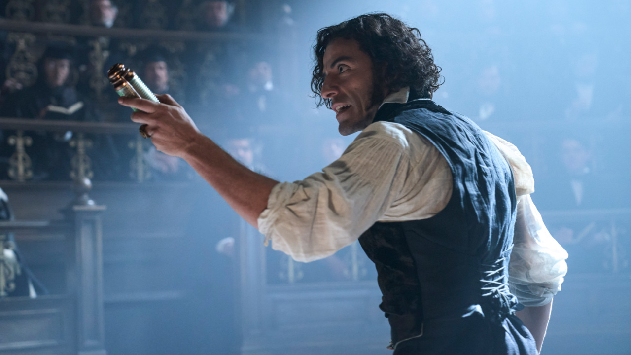 Oscar Isaacs in 'Frankenstein'. Photo: Netflix.