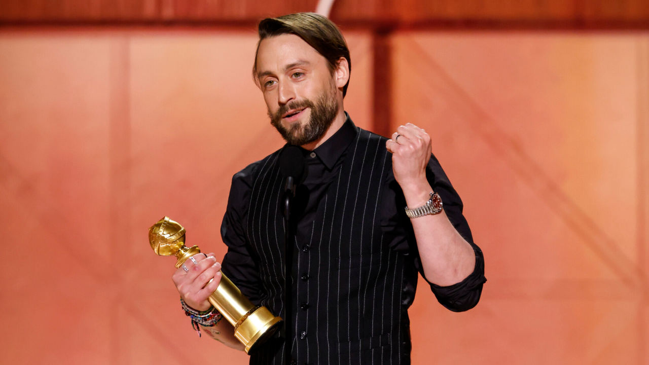 Kieran Culkin accepts the award for Male Supporting Actor - Motion Picture at the 82nd Annual Golden Globe Awards, airing live from the Beverly Hilton in Beverly Hills, California on Sunday, January 5, 2025, at 8 PM ET/5 PM PT, on CBS and streaming on Paramount+. Photo: Sonja Flemming/CBS ©2025 CBS Broadcasting, Inc. All Rights Reserved.