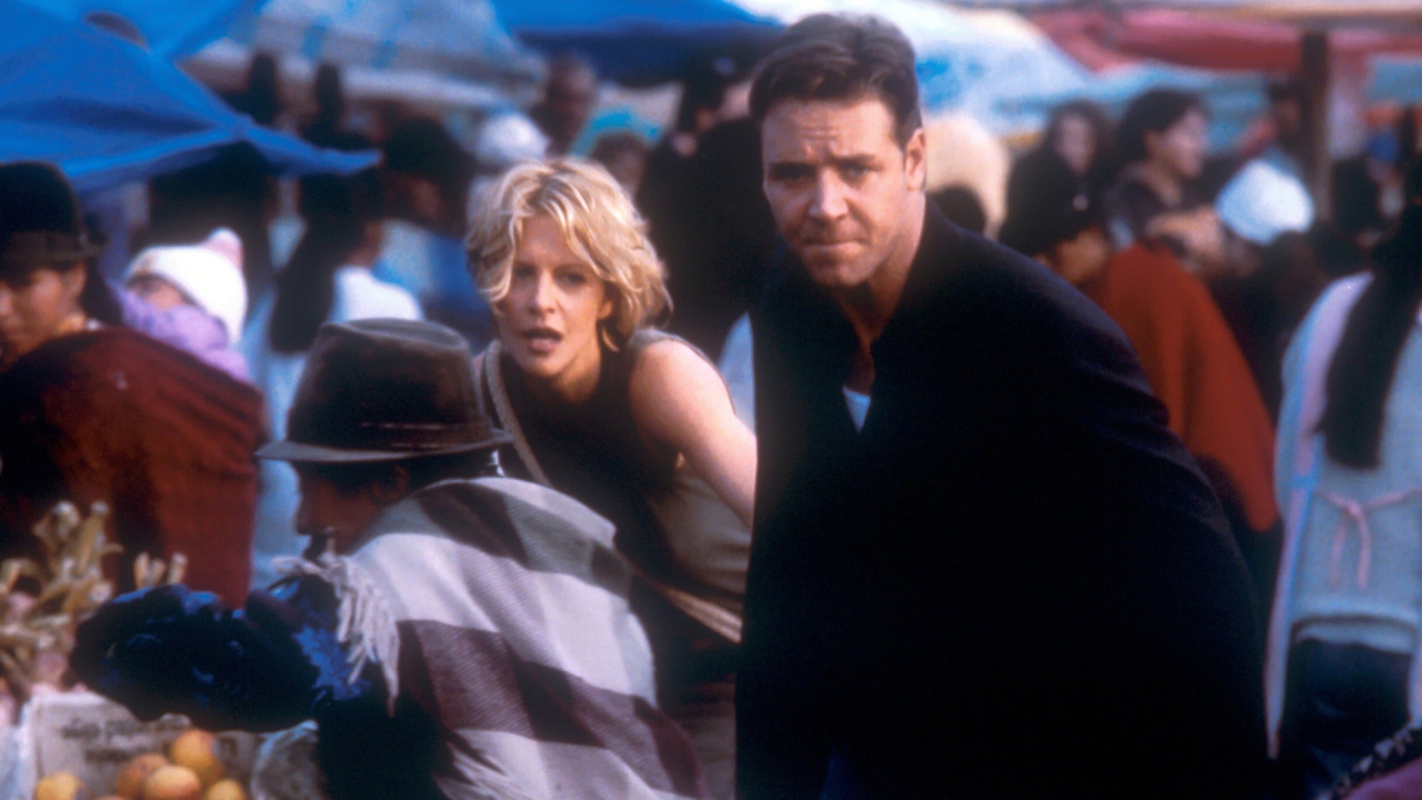 (L to R) Meg Ryan and Russell Crowe in 'Proof of Life'. Photo: Warner Bros. Pictures.