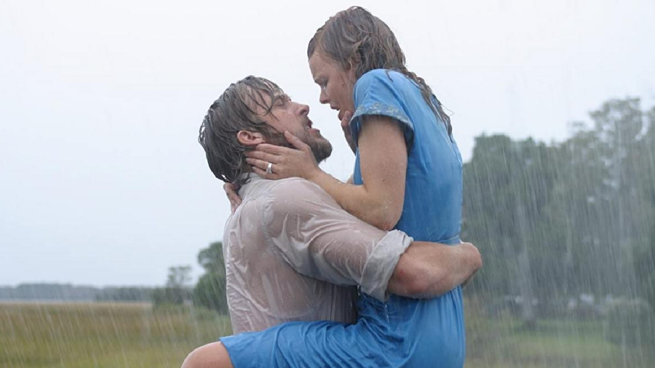 (L to R) Ryan Gosling and Rachel McAdams in 'The Notebook.' Photo: New Line Cinema.