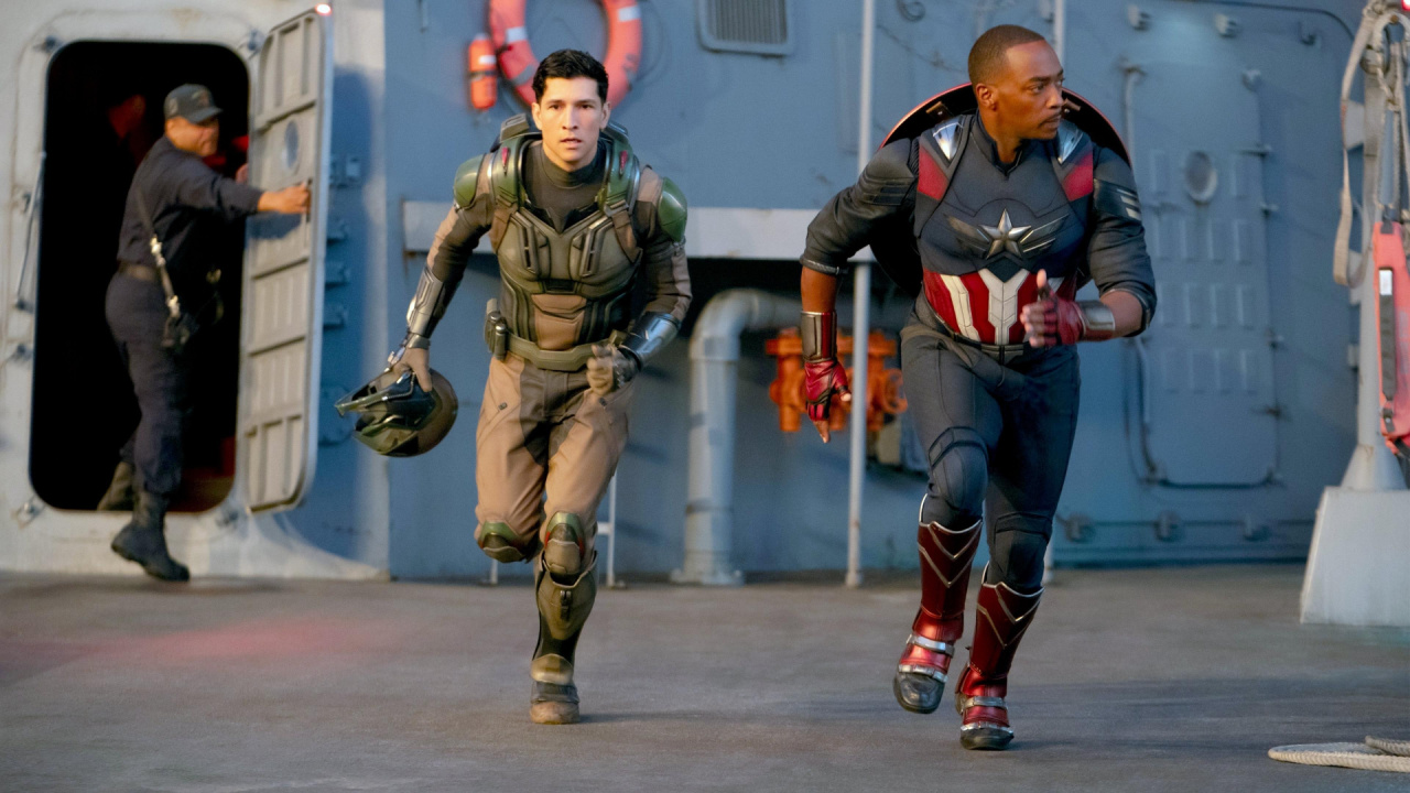 (L to R) Joaquin Torres/The Falcon (Danny Ramirez), and Captain America/Sam Wilson (Anthony Mackie) in Marvel Studios' Captain America: Brave New World'. Photo courtesy of Marvel Studios. © 2024 Marvel.