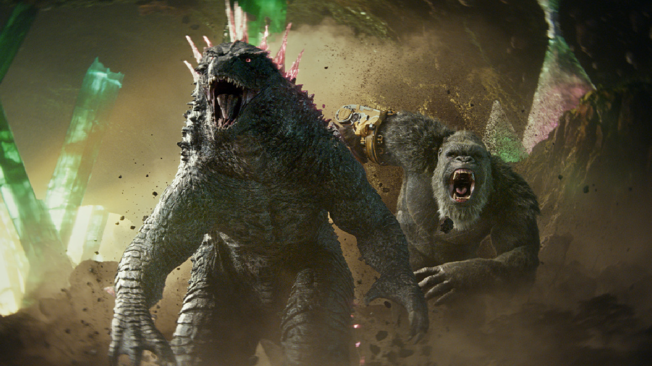 (L to R) Godzilla and Kong in Warner Bros. Pictures and Legendary Pictures’ action adventure 'Godzilla x Kong: The New Empire,' a Warner Bros. Pictures release. Photo Credit: Courtesy of Warner Bros. Pictures. Copyright: © 2024 Warner Bros. Entertainment Inc. All Rights Reserved.